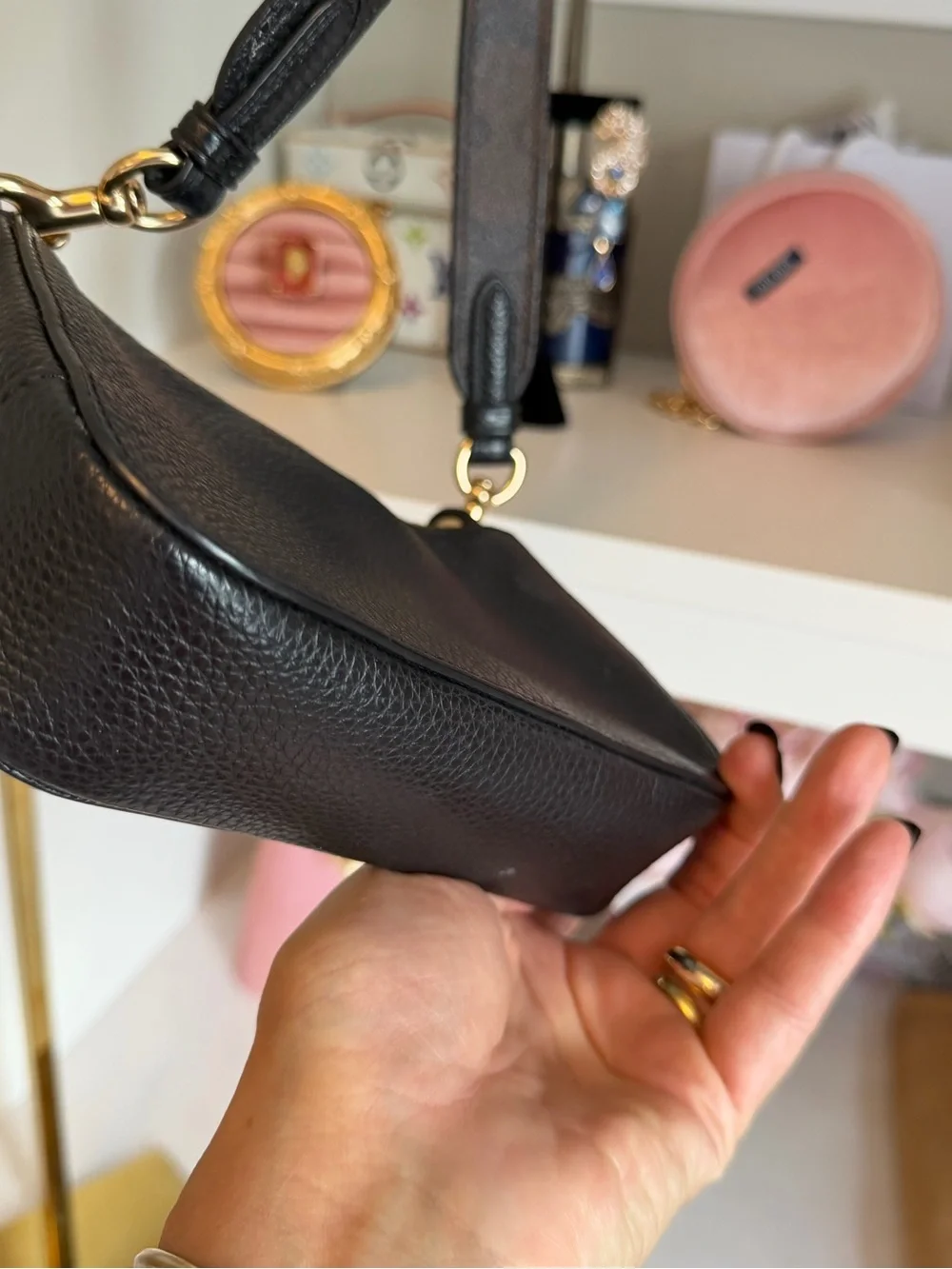 Coach gorgeous Black Pebbled Leather Mini Crossbody with Gold Hardware EUC